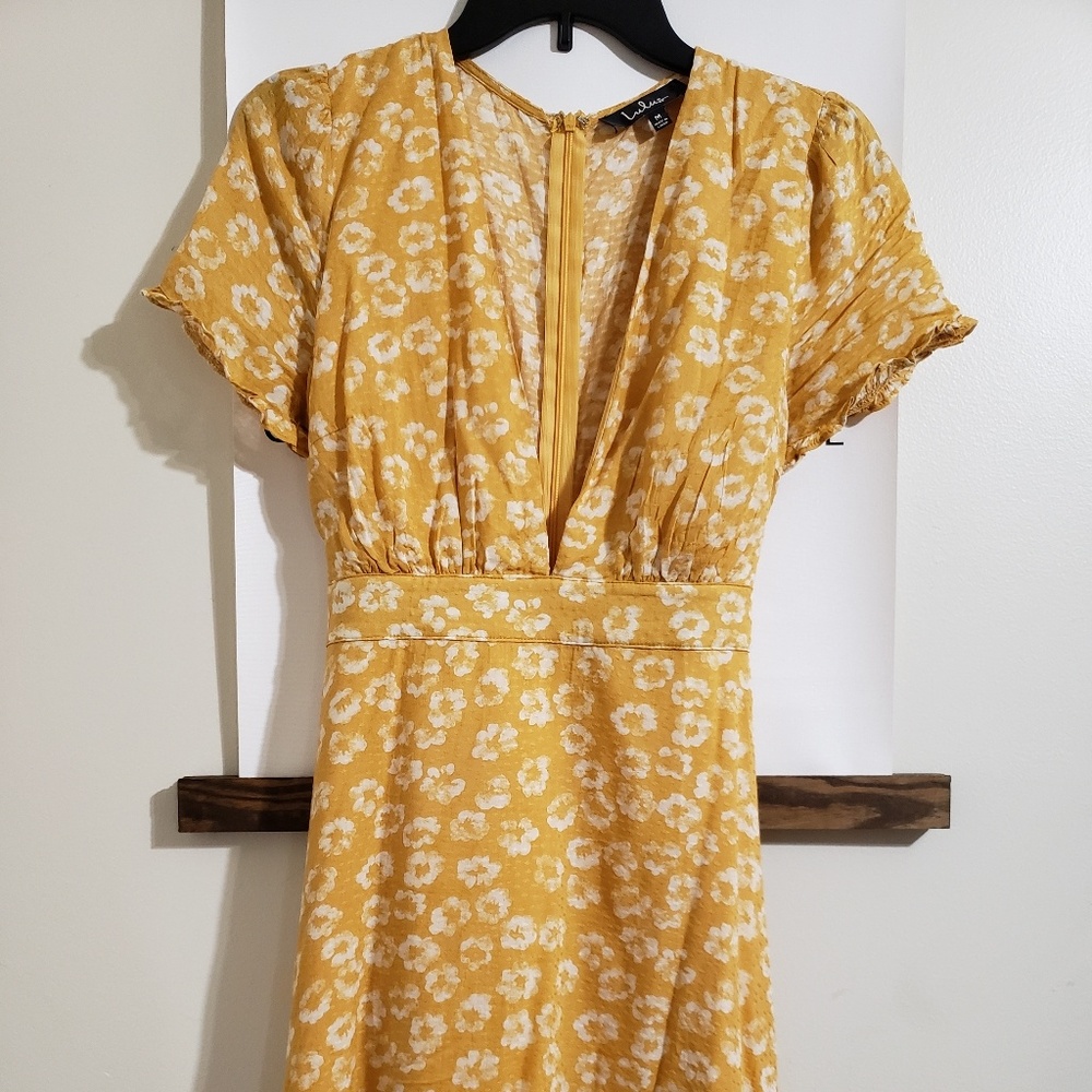 Lulu's 'Garden Explorer' Yellow Floral Dress - Med